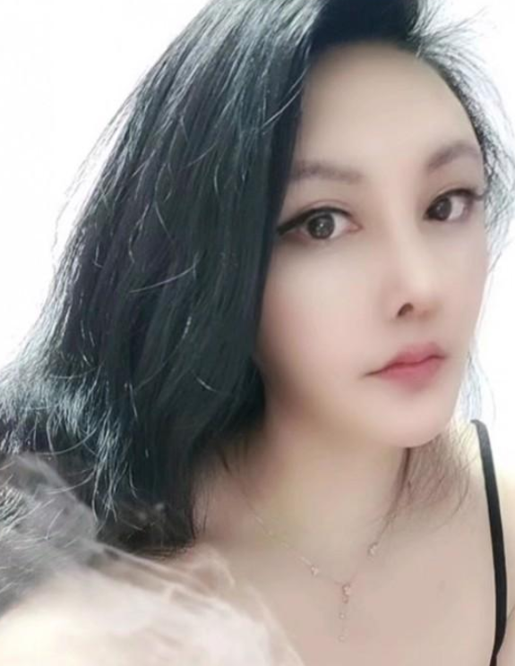 南京新街口异域风舞娘姐姐秦淮儿